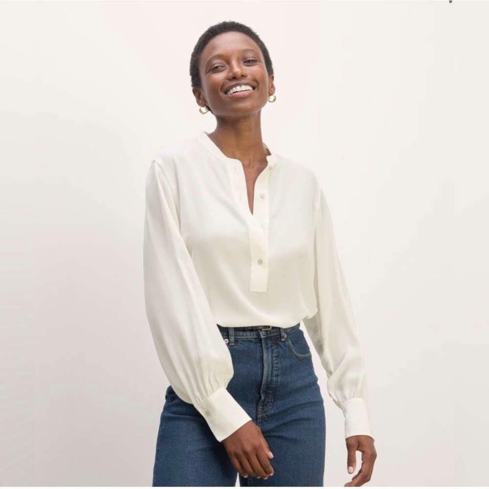NWT Everlane Henley Shirt Washable Silk 2 white minimalist preppy classic blouse